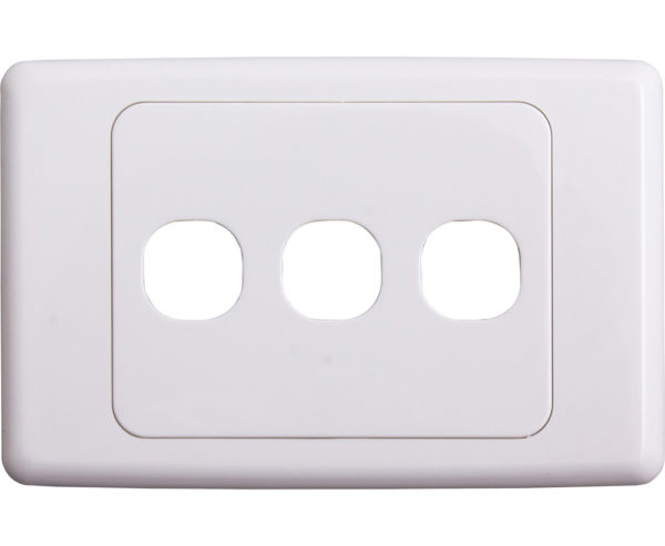 Hypertec Wall Plate 3 Gang